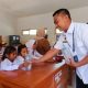 SPPG Sumberjambe Semek Beri Botol Minuman untuk Siswa Wilayah 3T